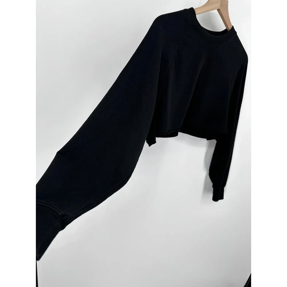 Alo Yoga Double Take Pullover Black Ultra Cropped Sweatshirt‎ XS Raglan Sleeves - Picture 3 of 9